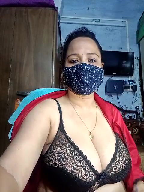 Stripchat-Public.Show-f-summi579-2024.08.01.044531