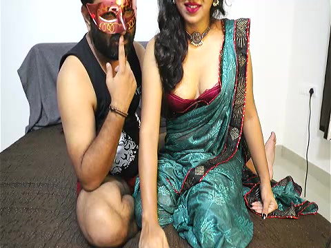 Stripchat-Public.Show-f-sexylustcouple-2023.08.26.173752