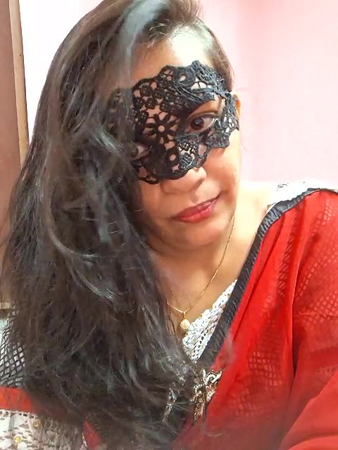Stripchat-Public.Show-f-RADHAhot2-2024.07.01.022823