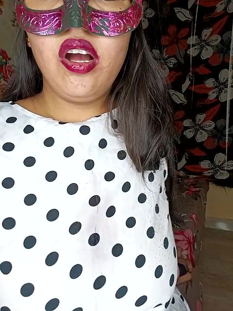 Stripchat-Public.Show-c-Nandinikhan-2024.06.10.204139