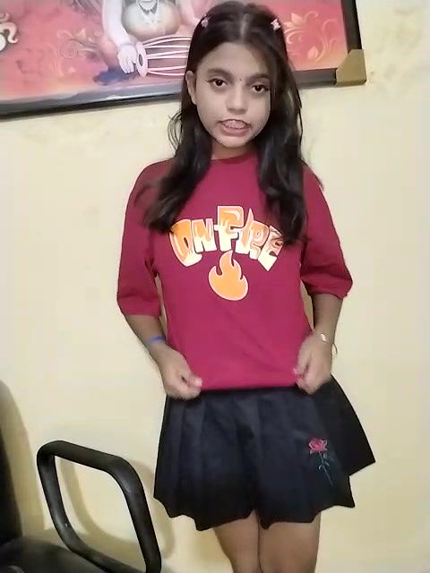 Stripchat-Public.Show-f-Kittu-13-2024.10.06.052216