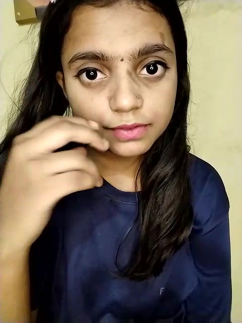 Stripchat-Public.Show-f-Kittu-13-2024.10.04.064355