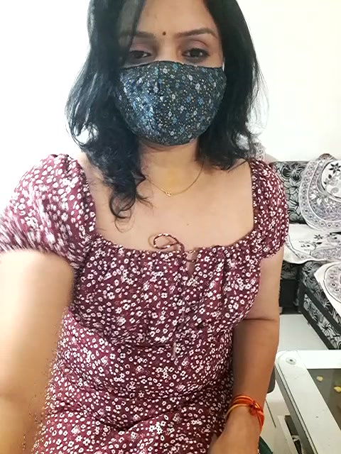 Stripchat-Public.Show-f-khushikhushi-2024.08.07.120537