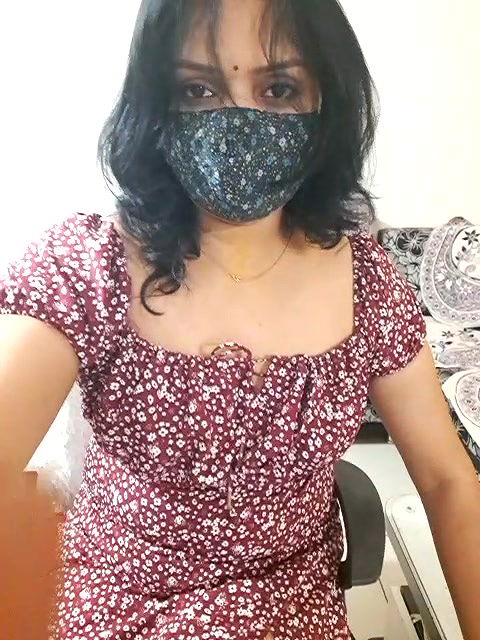 Stripchat-Public.Show-f-khushikhushi-2024.08.07.120537