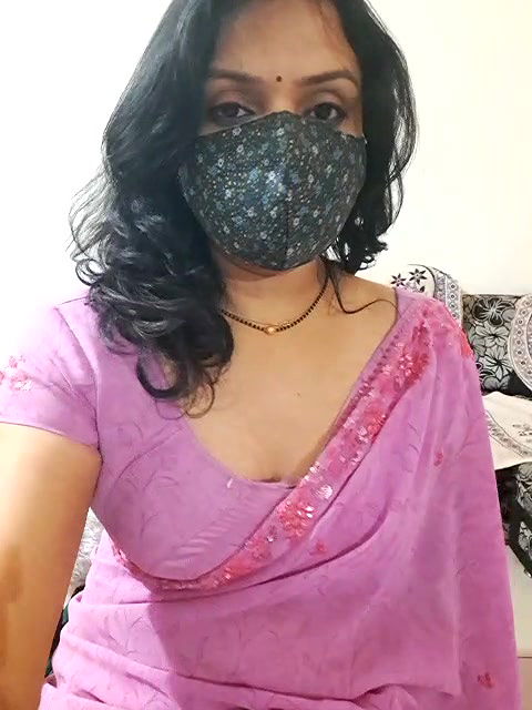 Stripchat-Public.Show-f-khushikhushi-2024.07.14.182555