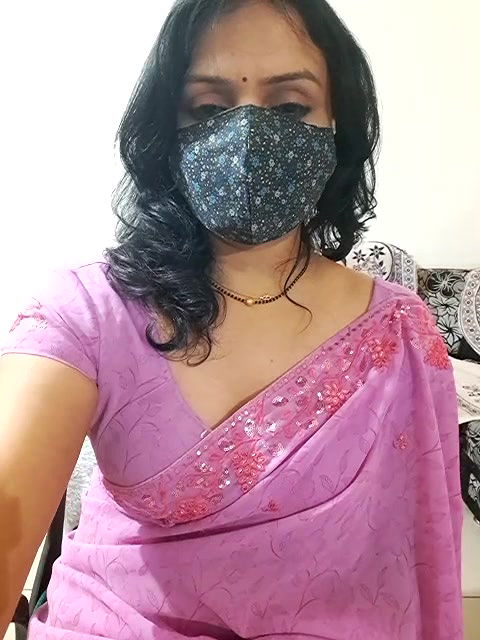 Stripchat-Public.Show-f-khushikhushi-2024.07.14.182555