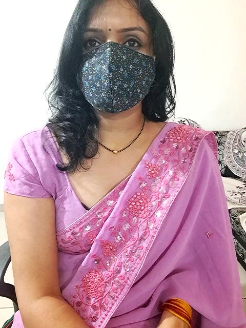 Stripchat-Public.Show-f-khushikhushi-2024.07.14.170143