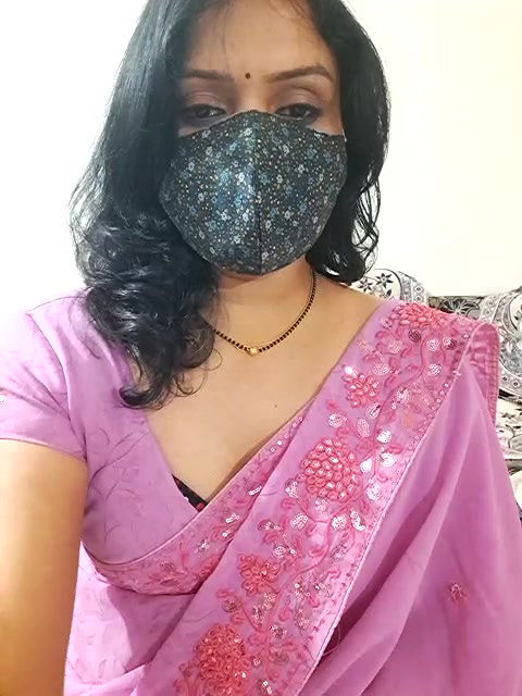 Stripchat-Public.Show-f-khushikhushi-2024.07.14.170143