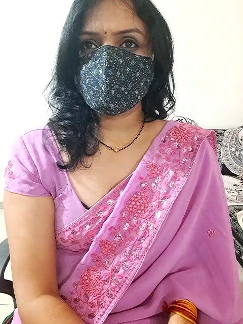 Stripchat-Public.Show-f-khushikhushi-2024.07.14.170143
