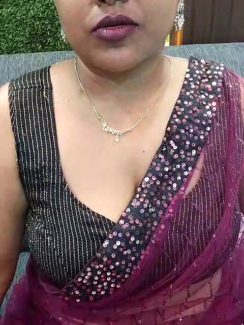 Stripchat-Public.Show-f-joya_bhabi-2024.06.24.114410