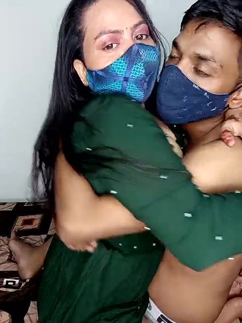 Stripchat-Public.Show-c-Fun_game-2024.09.09.183336