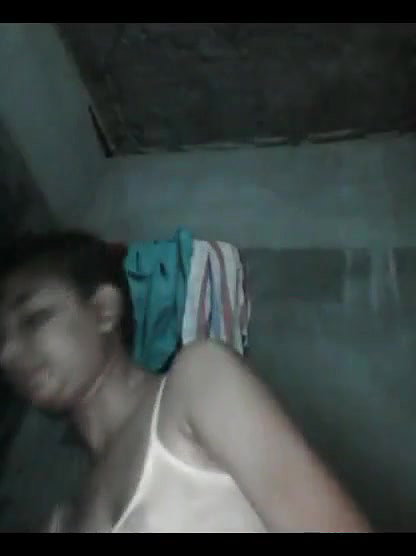angladeshi hottie in shower