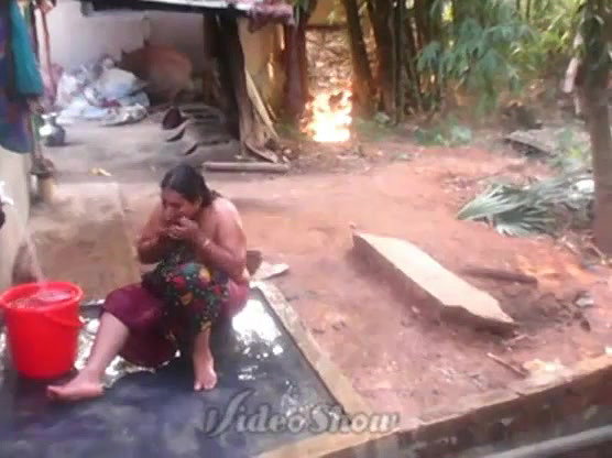habhi outdoor washing and shower