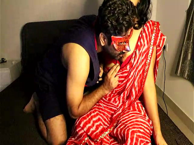 Stripchat-Public.Show-c-sexylustcouple-2024.05.27.182416