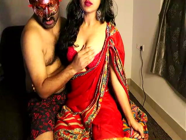 Stripchat-Public.Show-c-sexylustcouple-2024.05.25.174449