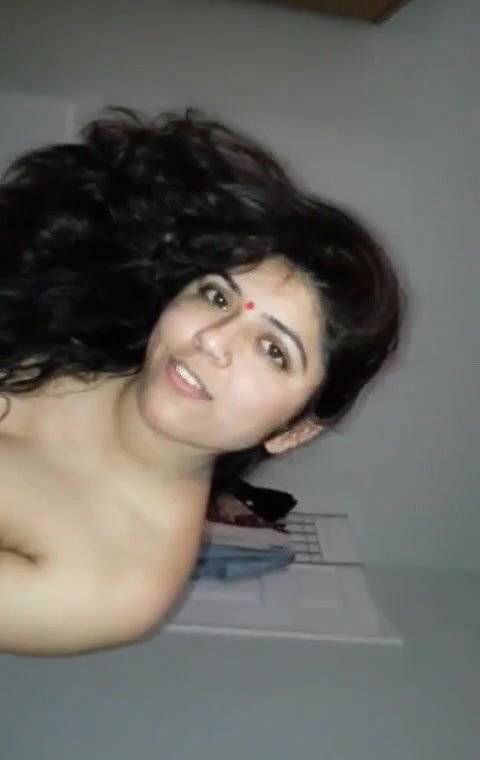 Desi housewife Soo Beautiful Sucking nicelyy