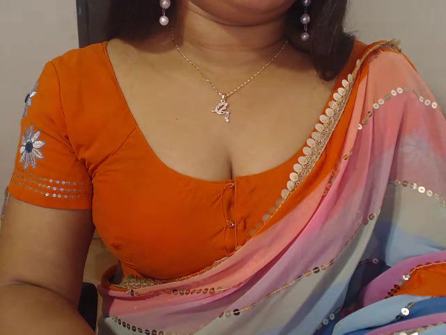 Stripchat-Public.Show-f-My-Aparna-2024.06.10.144631