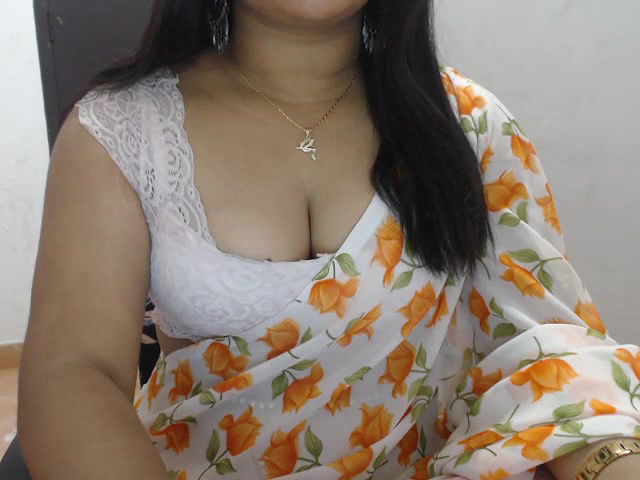 Stripchat-Public.Show-f-My-Aparna-2024.05.18.093529