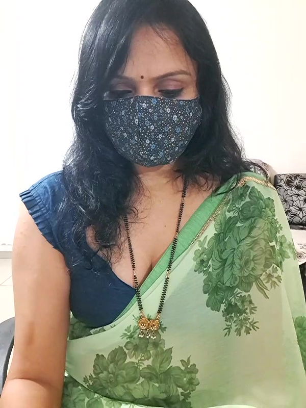 Stripchat-Public.Show-f-khushikhushi-2024.05.24.173316