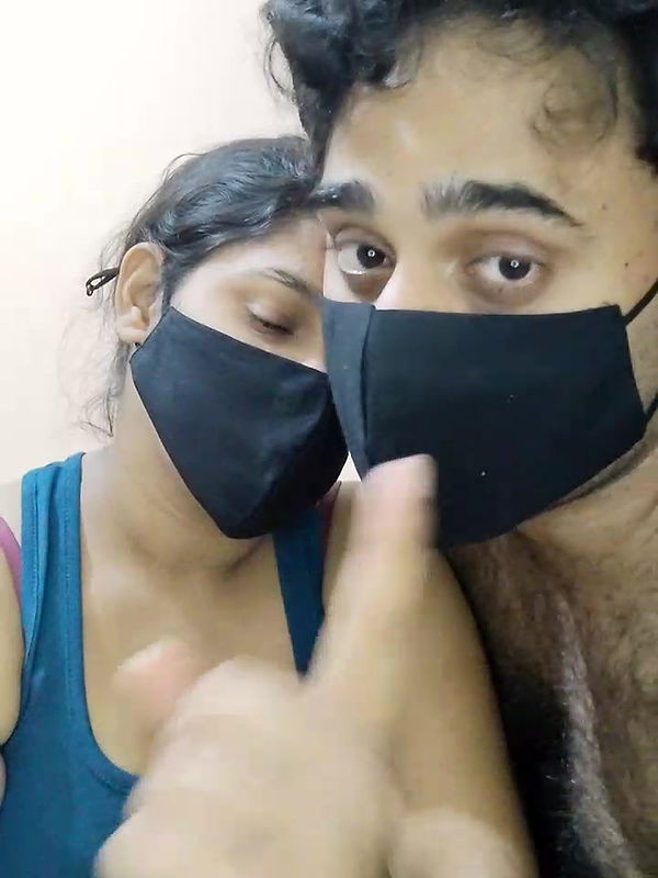 Stripchat-Public.Show-c-IND_COUPLE1-2024.09.10.174432