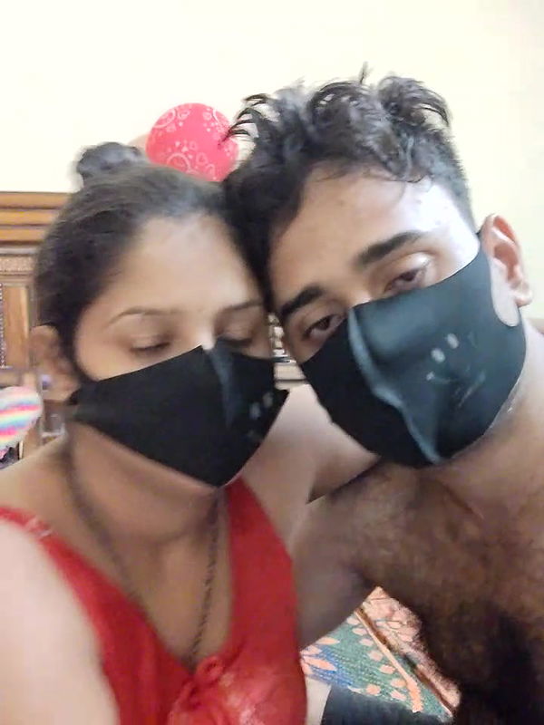 Stripchat-Public.Show-c-IND_COUPLE1-2024.07.13.150536