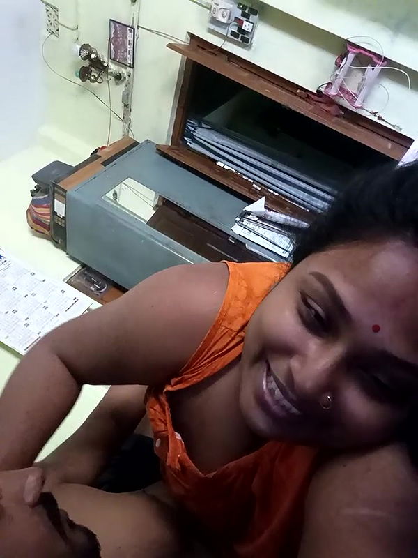 Stripchat-Public.Show-c-Bindaascouple-2024.03.26.105121