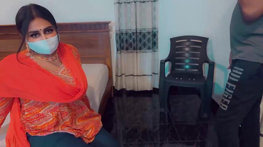 Stripchat-Public.Show-c-SonY_CaM-2024.09.20.195510