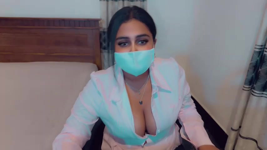 Stripchat-Public.Show-c-SonY_CaM-2024.08.06.191114