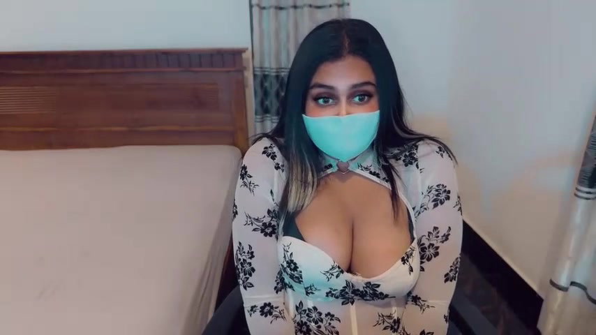 Stripchat-Public.Show-c-SonY_CaM-2024.07.11.172510