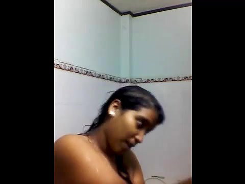 ahmedabad girl selfie shower