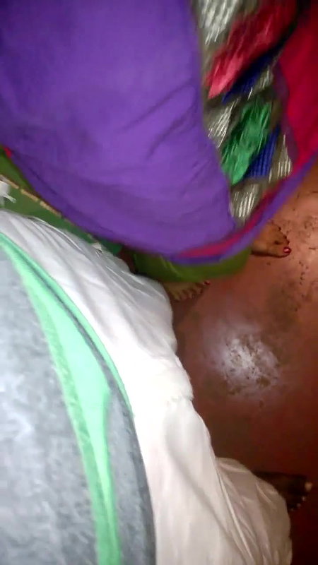 aisha newly married pakistani girl getting naked
