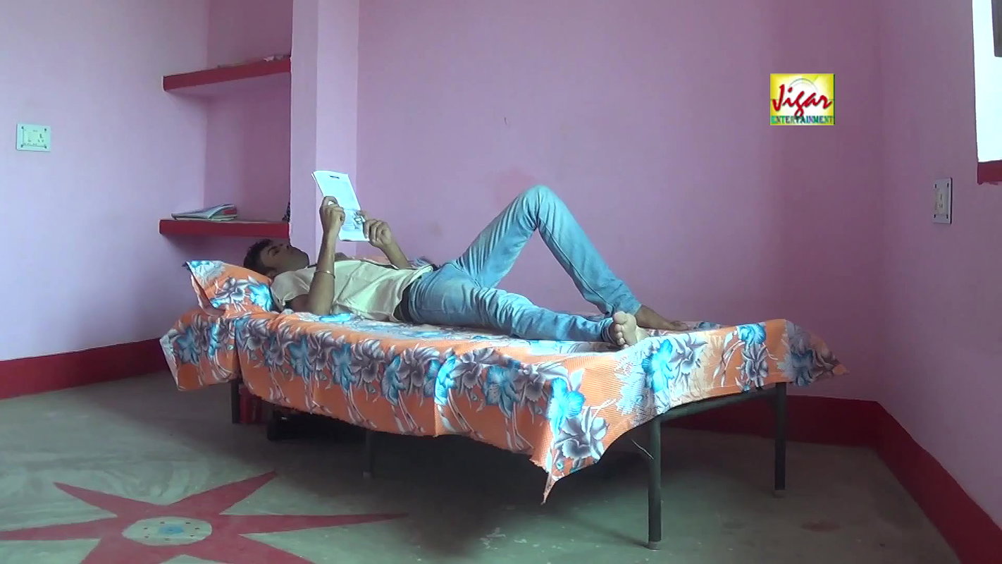 akeli bhabhi romantic devar
