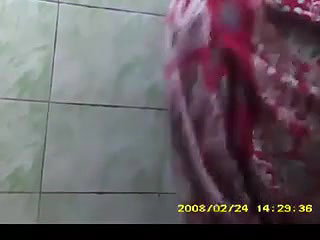 asin bhabhi in shower