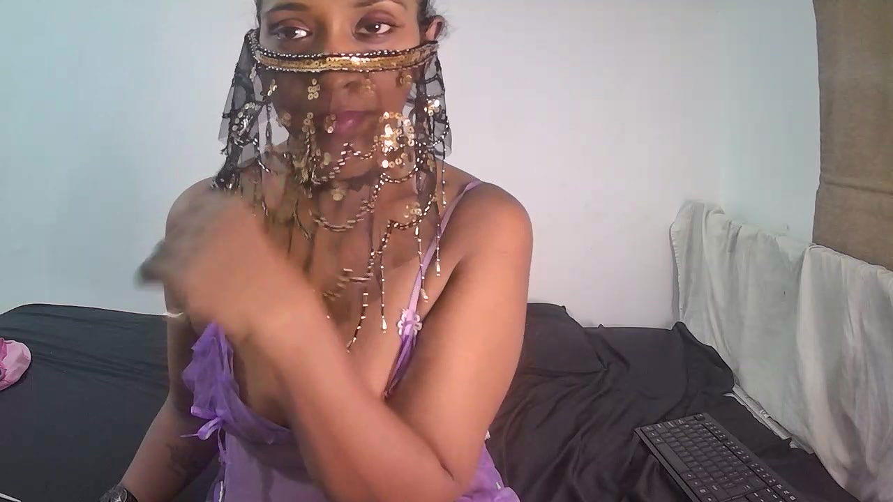 Stripchat-Public.Show-c-naughtyjaanu-2024.08.18.001232