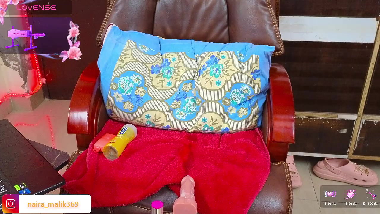 Stripchat-Public.Show-f-Meenakshi–2024.07.20.210552