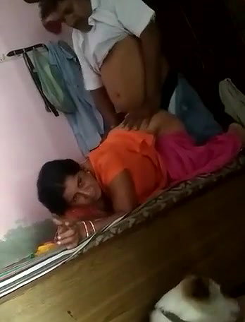 DEsi married bhabhi quikie with neighbr