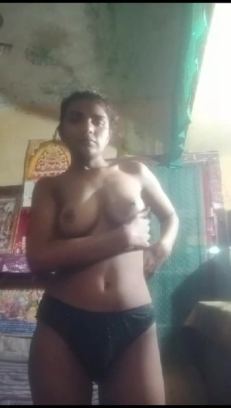 Desi village girl making videos for lover