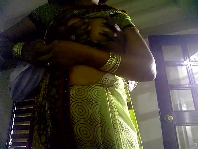 bhabhi juicy boobs pressed