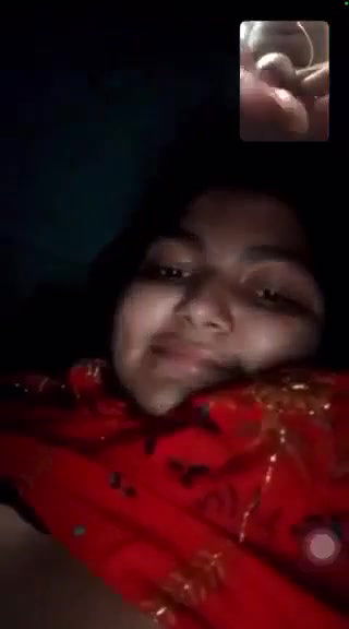 Beautiful Chubby Wife Showing Lover