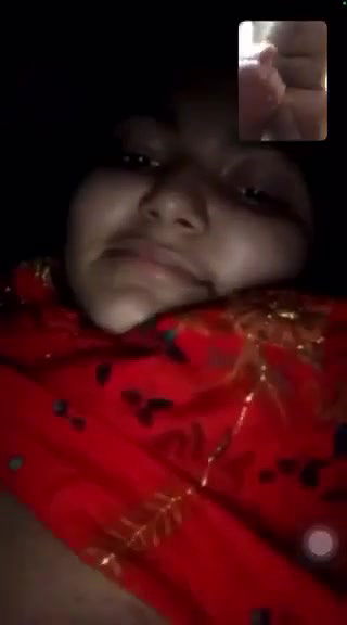 Beautiful Chubby Wife Showing Lover