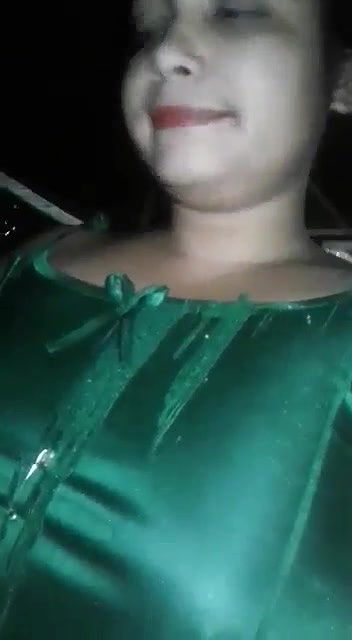 Beautiful Horny Village Mal Fingering Moaning