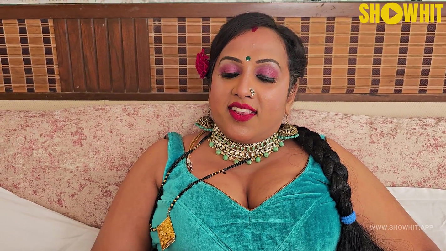 MY GRANDMOTHER Showhit