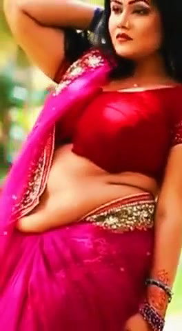 Non Nude BUt wat a Bhabhi