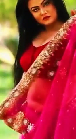 Non Nude BUt wat a Bhabhi