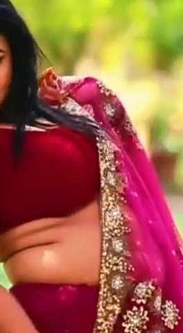 Non Nude BUt wat a Bhabhi