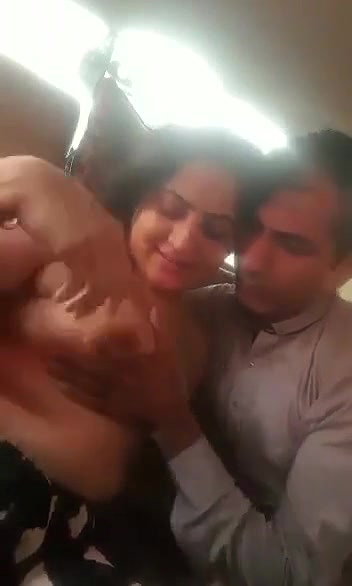 Paki Bhabhi housewife with Dirivr