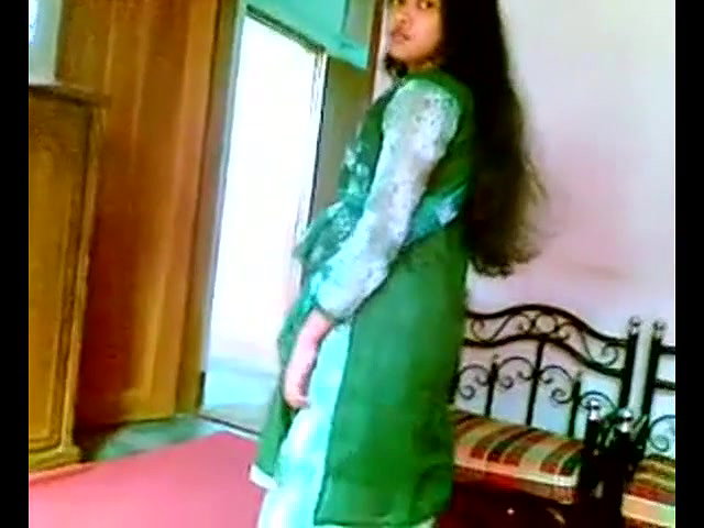 kolkata college girl boob pressed