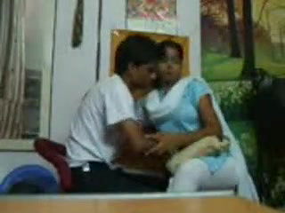 lucknow collehe couple hiddencam sex mms