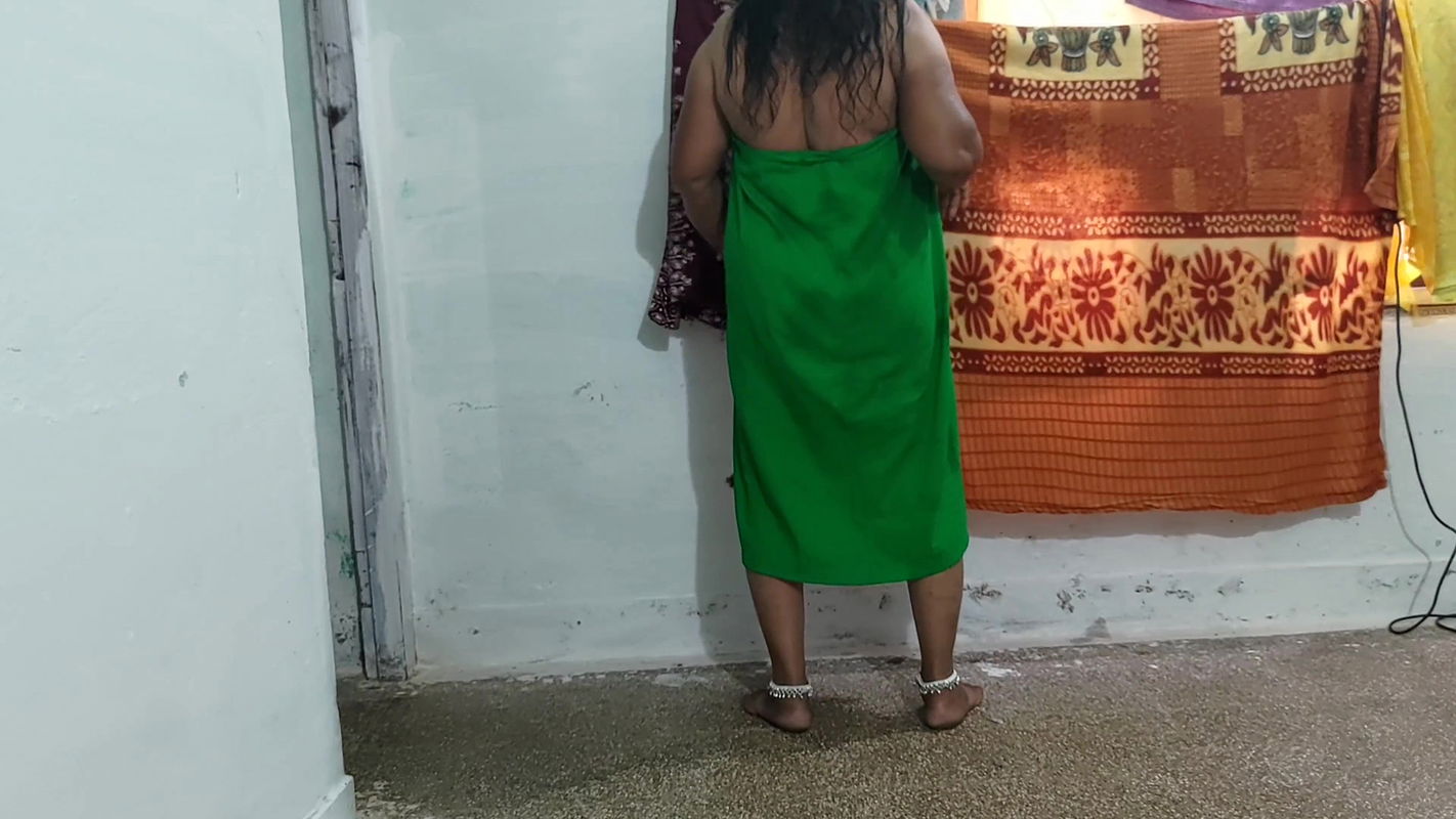 Aunty was tying the skirt and fixing the cloth and I stroked her and made her romantic