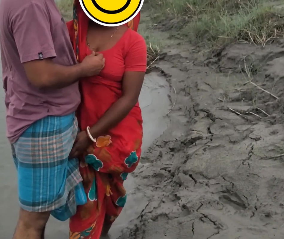 Bangladeshi Close up bangli Bowd Close up Fucking Videos Alone Beside A River Outdoor bangli Bowdi Part2